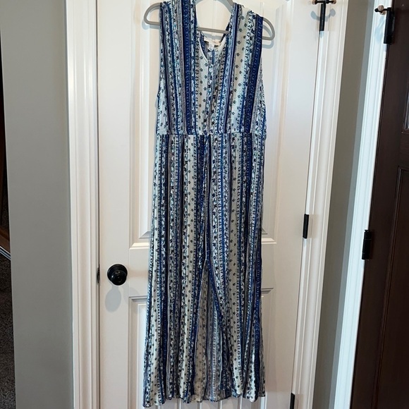 Forever 21 Dresses & Skirts - BOHO hippie Flowy blue floral maxi dress plus size 2x cottage core western